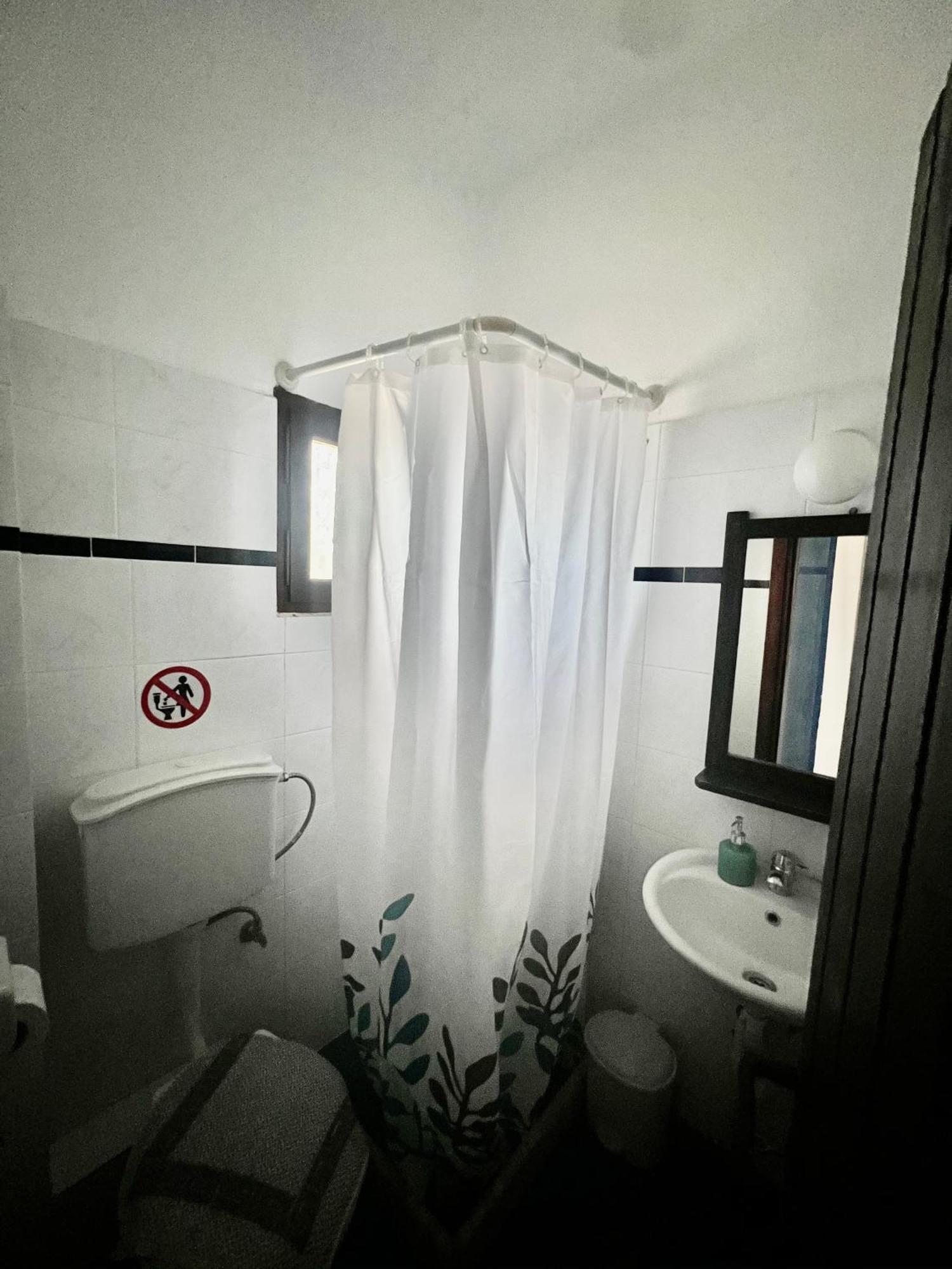 Blue Garden Inn Фурка Экстерьер фото
